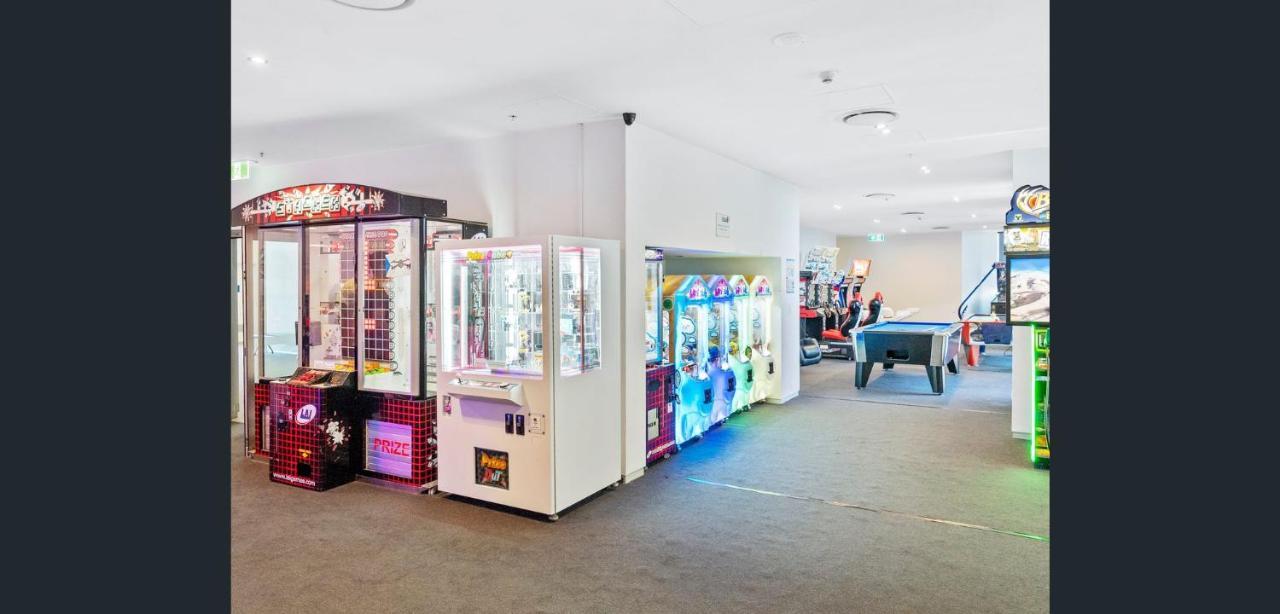 Circle On Cavill Free Parking Apartment Gold Coast Exterior photo
