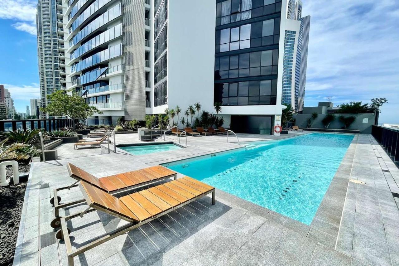 Circle On Cavill Free Parking Apartment Gold Coast Exterior photo
